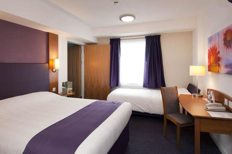 Premier Inn Lancaster Exterior foto