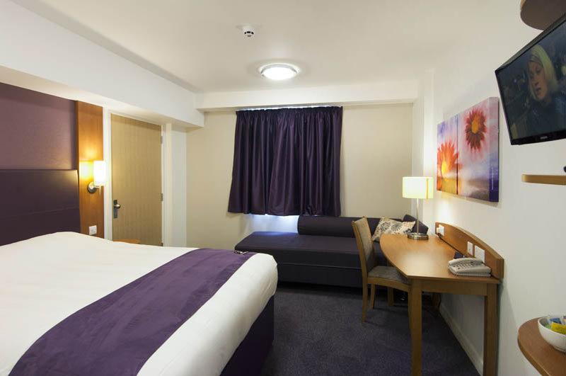 Premier Inn Lancaster Exterior foto